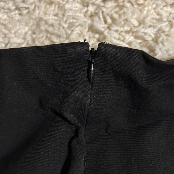 NWOT BANANA REPUBLIC MINISKIRT - Picture 4 of 5